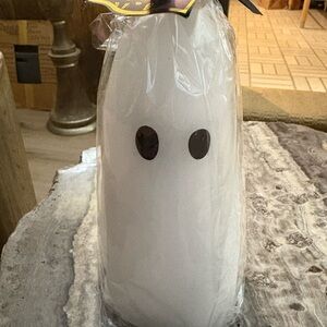 New Moonlight Manor 7 inch Ghost Candle